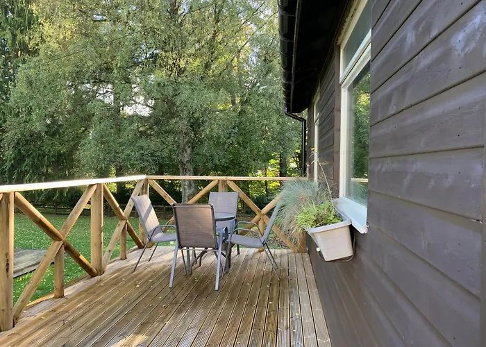 Creity Hall Chalet